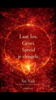 Soms is het tijdโฆ
om los te laten
wat je niet meer bent.
โจ
