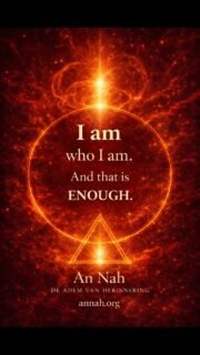 Het moment dat je stopt met jezelf aanpassen... begint je echte kracht.

🤍