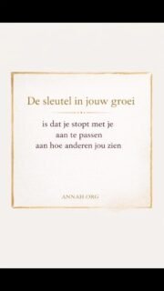 Je wil groeien, maar je blijft jezelf aanpassen
aan hoe anderen je zien.

Dat werkt niet.

Groei begint waar jij stopt met dat spel.

—

Je bent welkom → annah.org

🤍