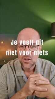 Dit is wat de meeste mensen voelen…
maar niet durven te vertrouwen.
En precies daar blijft hun groei hangen.
Geloof in je eigen magie.
—
Wil je dit zelf ervaren?
Je bent welkom → annah.org
🤍
.
.
#AnNah
#SpiritueleGroei
#Bewustzijn
#Akashakronieken
#Zielsontwikkeling