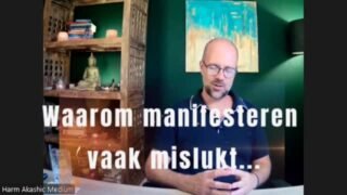 Waarom de Law of Attraction voor veel mensen niet werkt... 💡 

Vaak proberen we dingen aan te trekken vanuit ons hoofd. We zeggen een riedeltje op omdat we iets willen hebben, wat eigenlijk betekent dat we focussen op een tekort. Maar wat gebeurt er als je die wens vertaalt naar een diep gevoel van binnen? Vanuit zijn in plaats van denken? 

In dit fragment uit een sessie kijken we naar de ware kracht van manifesteren. ✨ 

#lawofattraction #manifesteren #bewustzijn #akashakronieken #akashicmedium